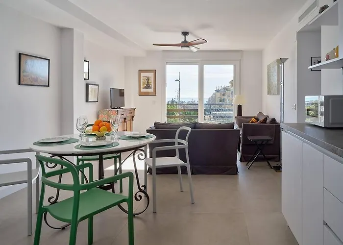 Vistas Al Mar En San Pedro Апартаменты *